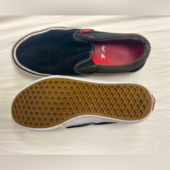 Slip On Vans - Picture 3 of 4